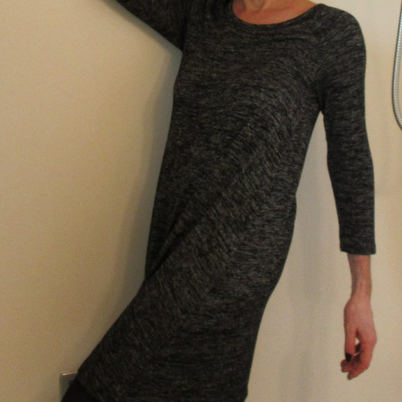 GAP Black Flecked Knit LS Dress, size M - Picture 5 of 8